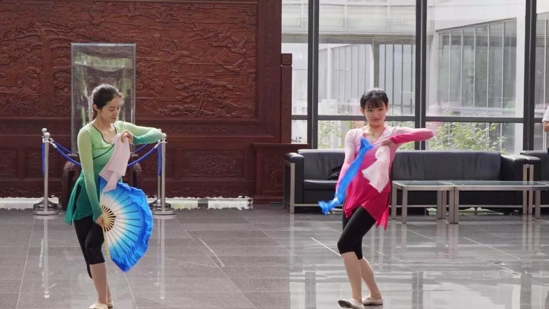 ×ðÁú¿Ê±¡¤(ÖйúÇø)ÈËÉú¾ÍÊDz«!