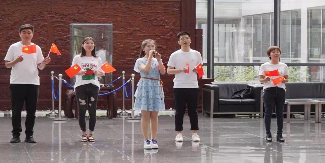 ×ðÁú¿Ê±¡¤(ÖйúÇø)ÈËÉú¾ÍÊDz«!